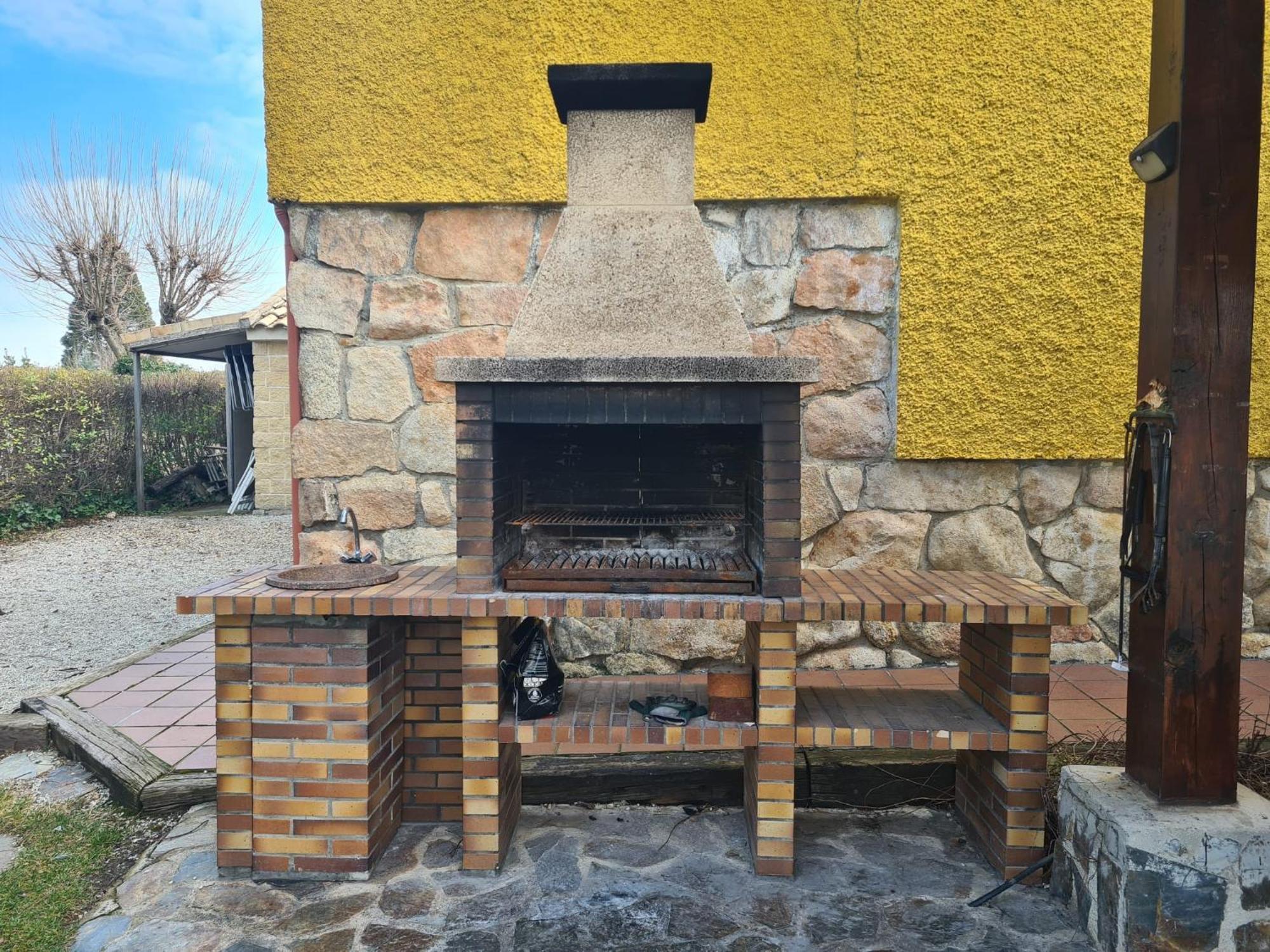 Margasol Pedrezuela Exterior foto